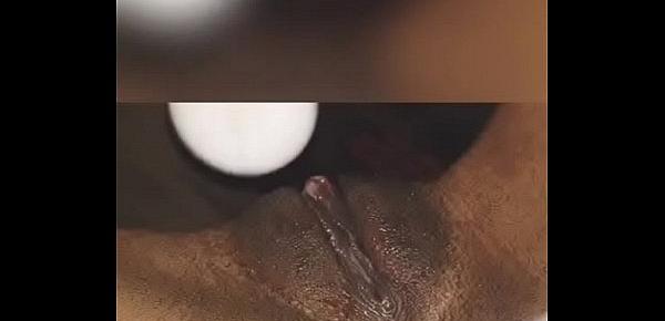  Sexy ebony has an orgasm